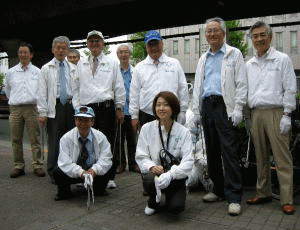 �������c�͊�ƂƋ��^���Ċ������s���Ă��܂��B